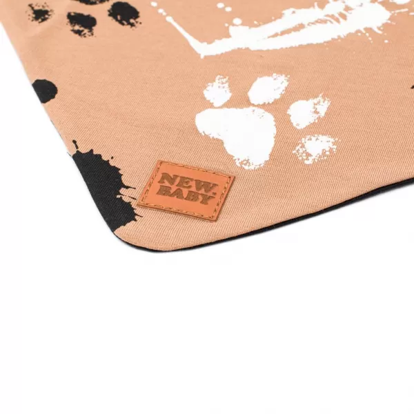 New Baby Kojenecký bavlněný šátek na krk tlapka hořčicový S