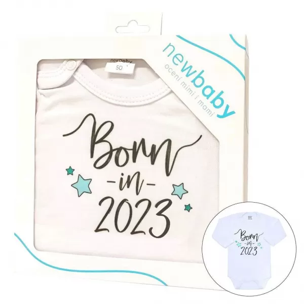 New Baby Body s potiskem Born in 2023 - dárkové balení