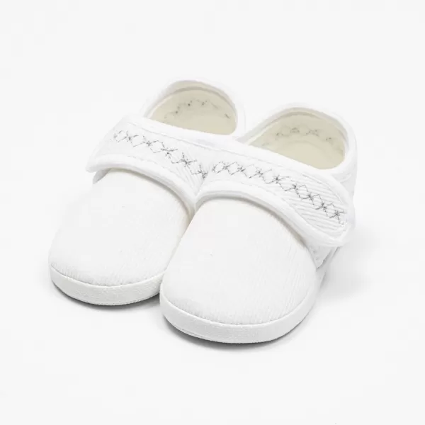New Baby Kojenecké capáčky bílá 3-6 m