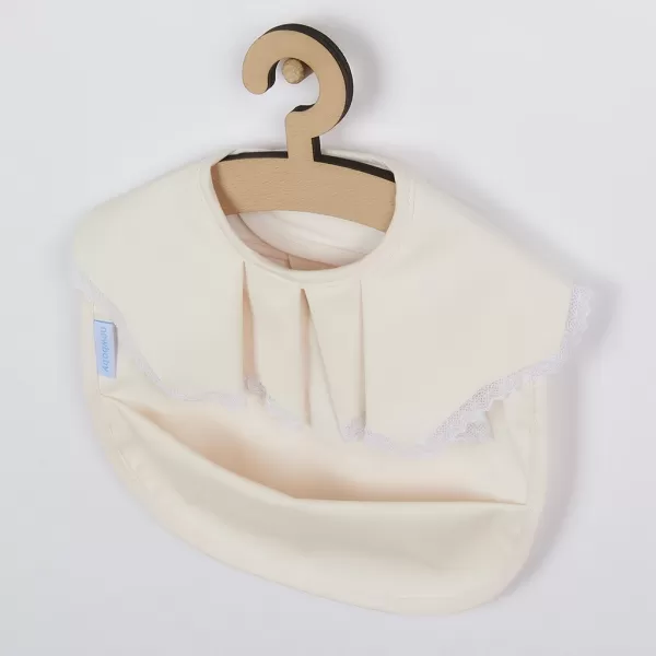 New Baby Luxusní omyvatelný bryndák 34x25 cm girl