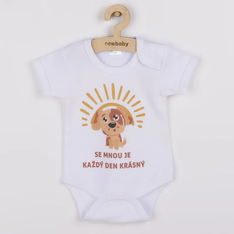 New Baby Body s potiskem SE MNOU JE KAŽDÝ DEN KRÁSNÝ