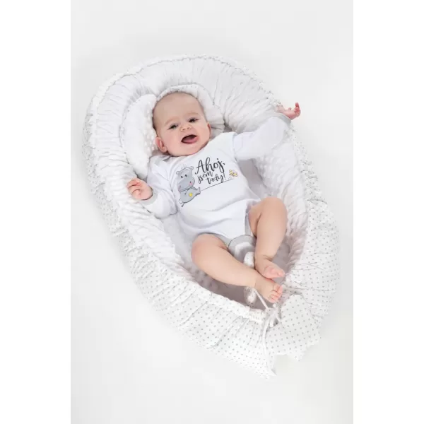 New Baby Body s potiskem Ahoj, jsem tady! - dárkové balení