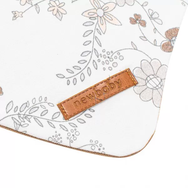 New Baby Podzimní holčičí kojenecká čepička s šátkem na krk Special One