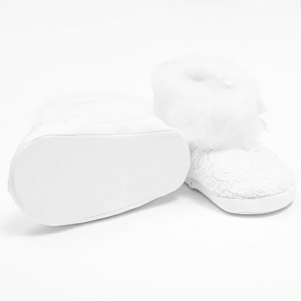 New Baby Kojenecké zimní krajkové kozačky 0-3 m bílé