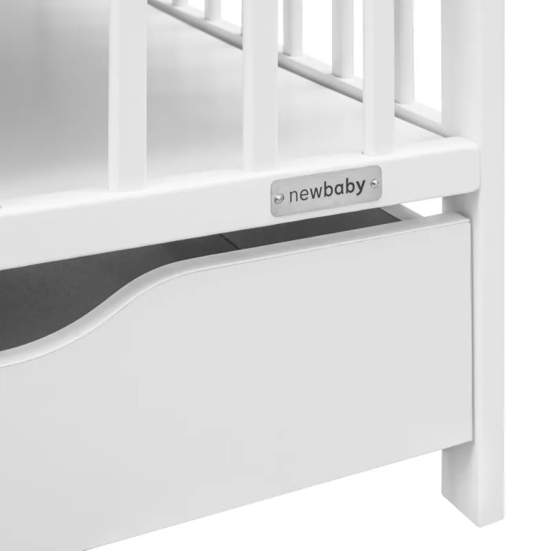 New Baby Dětská postýlka se šuplíkem BASIC