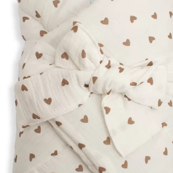 New Baby Mušelínová šněrovací zavinovačka little heart