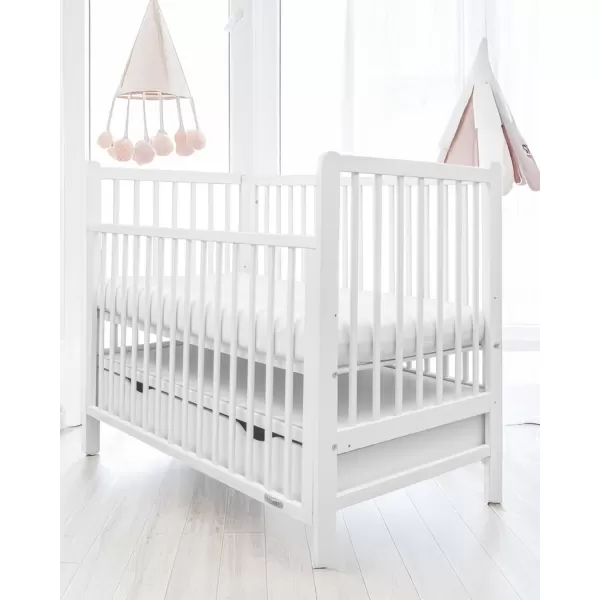 New Baby Dětská postýlka LILLY se stahovací bočnicí a šuplíkem