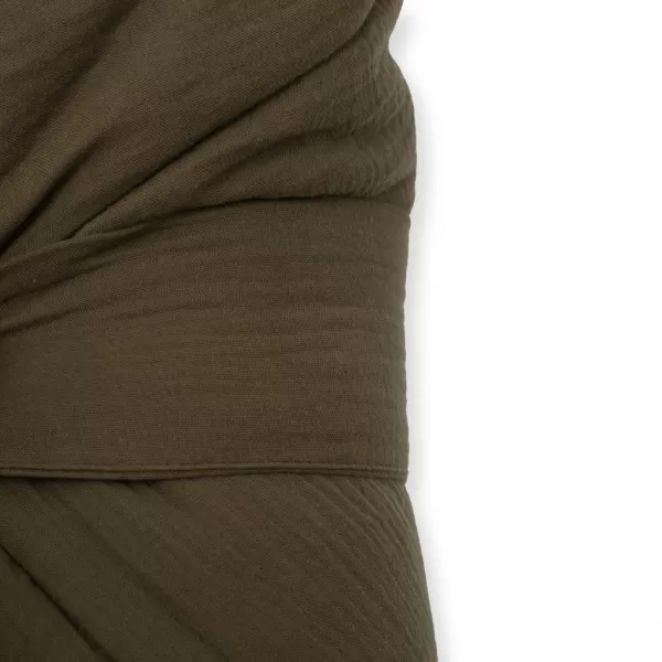 New Baby Mušelínová šněrovací zavinovačka olive